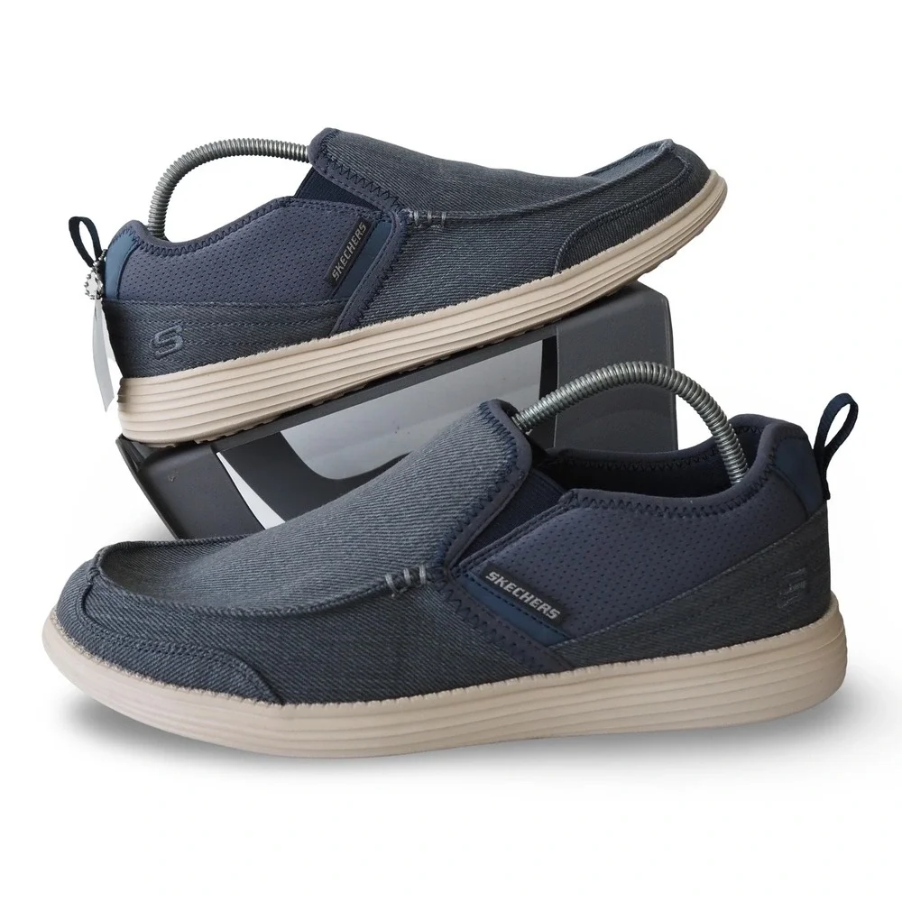 Skechers Delton Relaxed Fit Slip-on Loafers Mens 9 65751SA Navy Canvas Shoes
